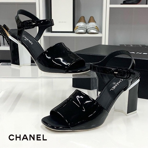 🖤🤍CHANEL CC logo patent leather block heel sandals sz 39.5 🖤🤍 - Picture 8 of 17